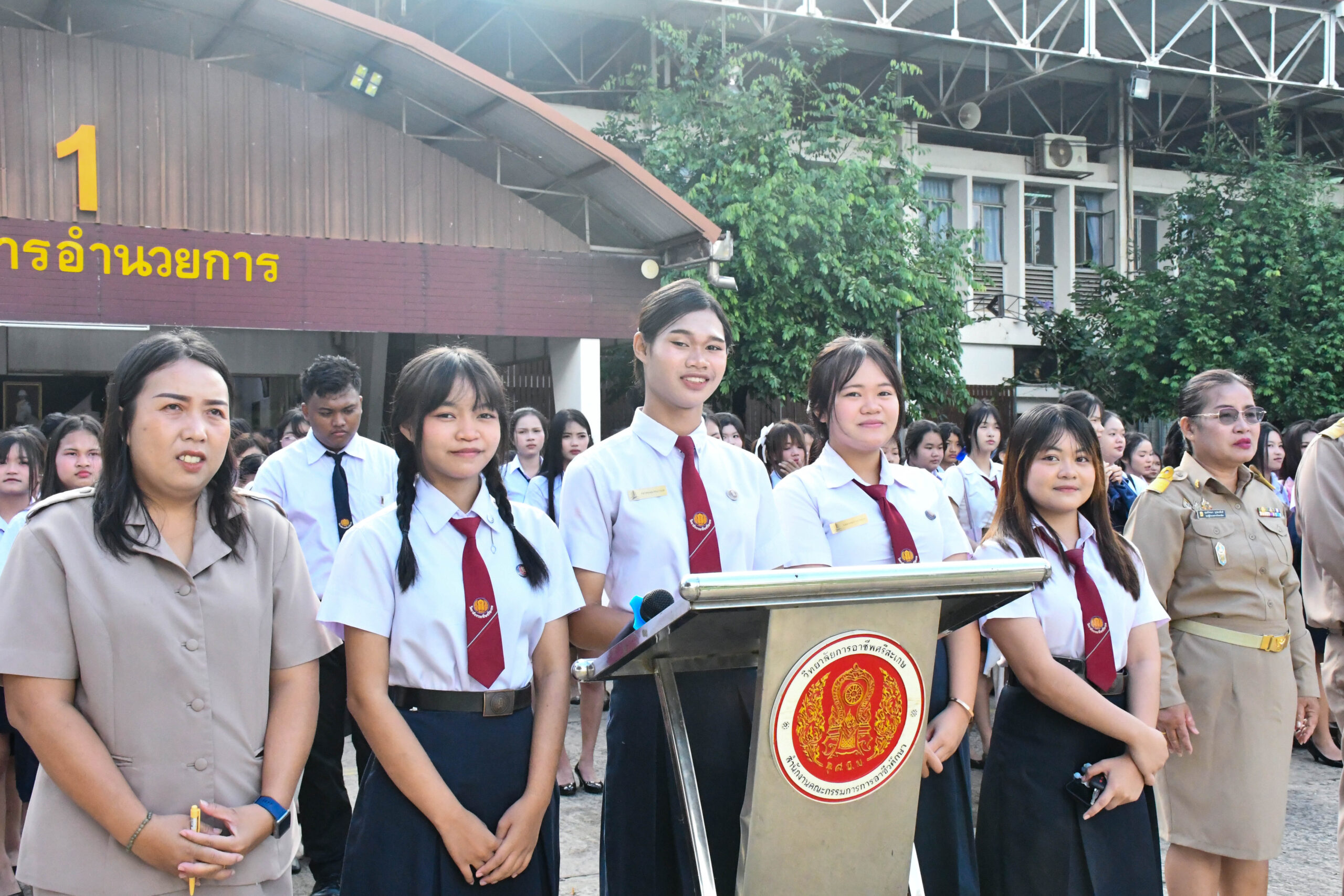วิทยาลัยการอาชีพศรีสะเกษจัดกิจกรรมหน้าเสาธงต้อนรับเปิดภาคเรียนที่ 2 ปีการศึกษา 2569