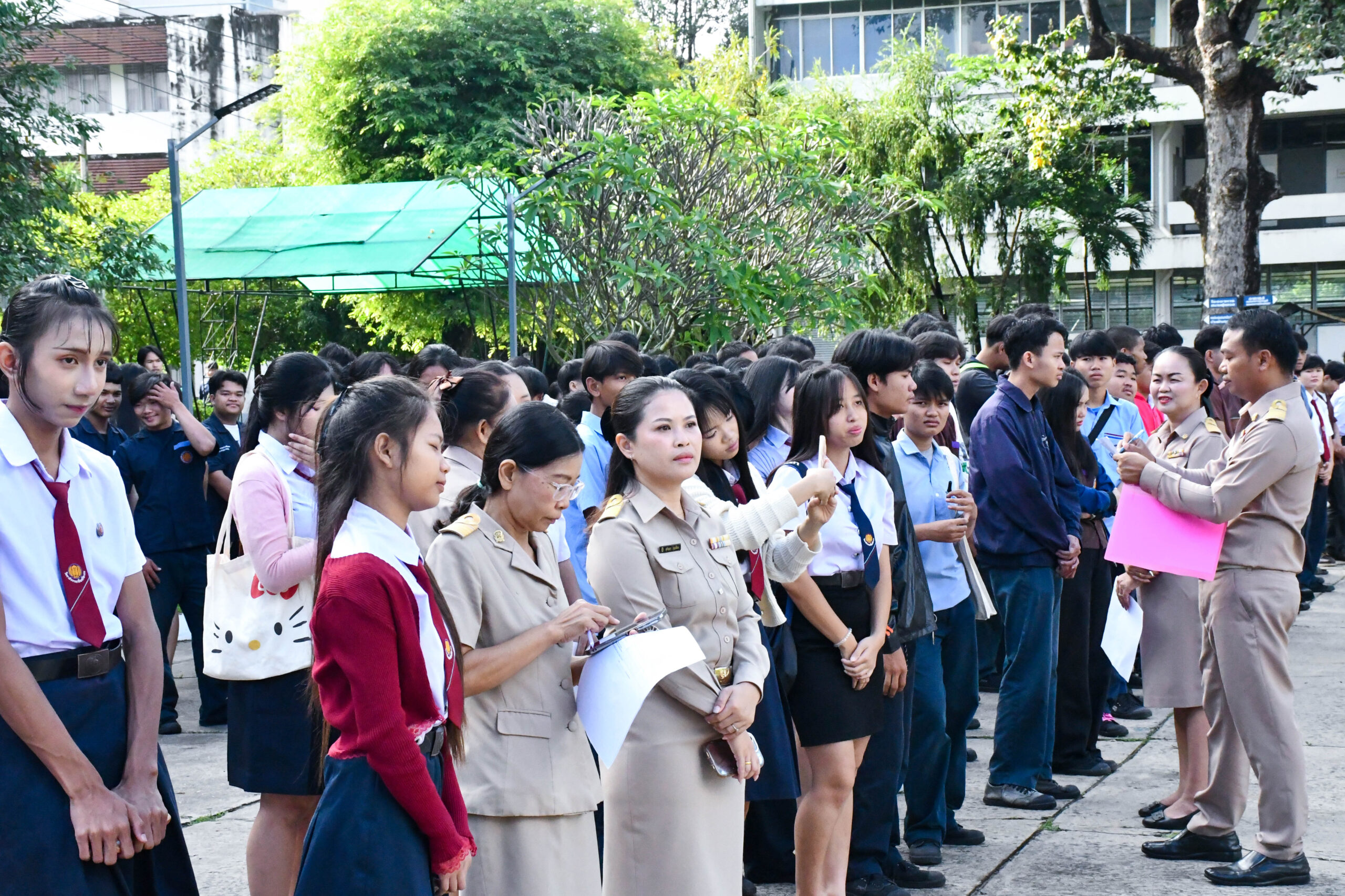 วิทยาลัยการอาชีพศรีสะเกษจัดกิจกรรมหน้าเสาธงต้อนรับเปิดภาคเรียนที่ 2 ปีการศึกษา 2569