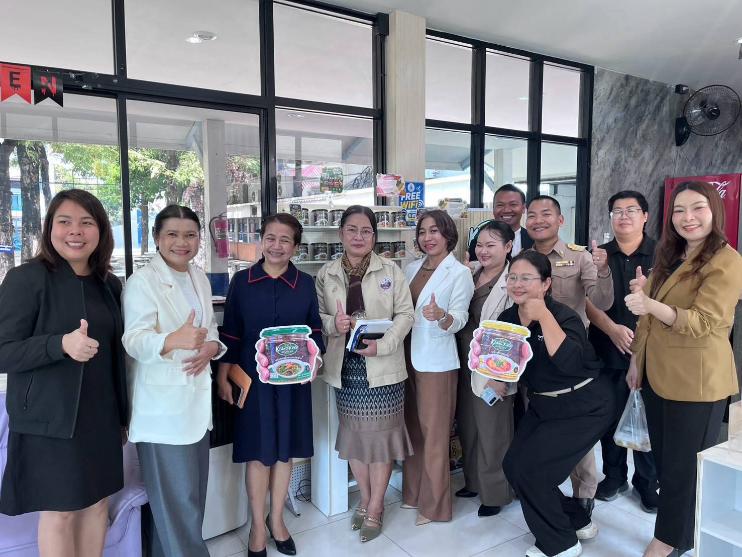 วิทยาลัยการอาชีพศรีสะเกษศึกษาดูงานด้านการบริหารจัดการระบบทวิภาคีและศูนย์บ่มเพาะผู้ประกอบการอาชีวศึกษา ณ วิทยาลัยอาชีวศึกษาสระบุรี
